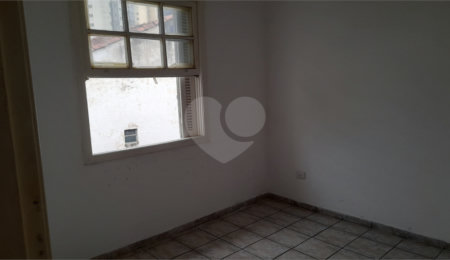 Sobrado à venda com 2 quartos em Santana, São Paulo, SP