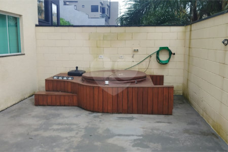 Apartamento à venda com 2 quartos, sendo 1 suíte,  em Vila Nova Socorro, Mogi das Cruzes, SP