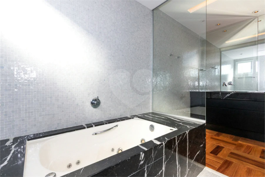 Vila Clementino - 161 m² | 2 dormitórios, com possibilidade de 3 | suíte master | 3 vagas | depósito