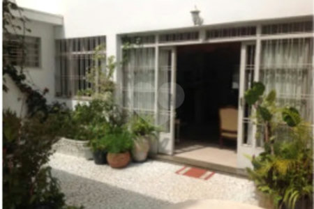 Casa à venda ou para alugar com 2 quartos, sendo 1 suíte, em Vila Mariana, São Paulo, SP