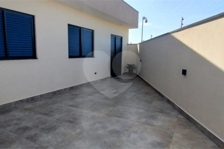 Casa à venda com 3 quartos, sendo 1 suíte, no condomínio Vila Paraty, Indaiatuba - SP