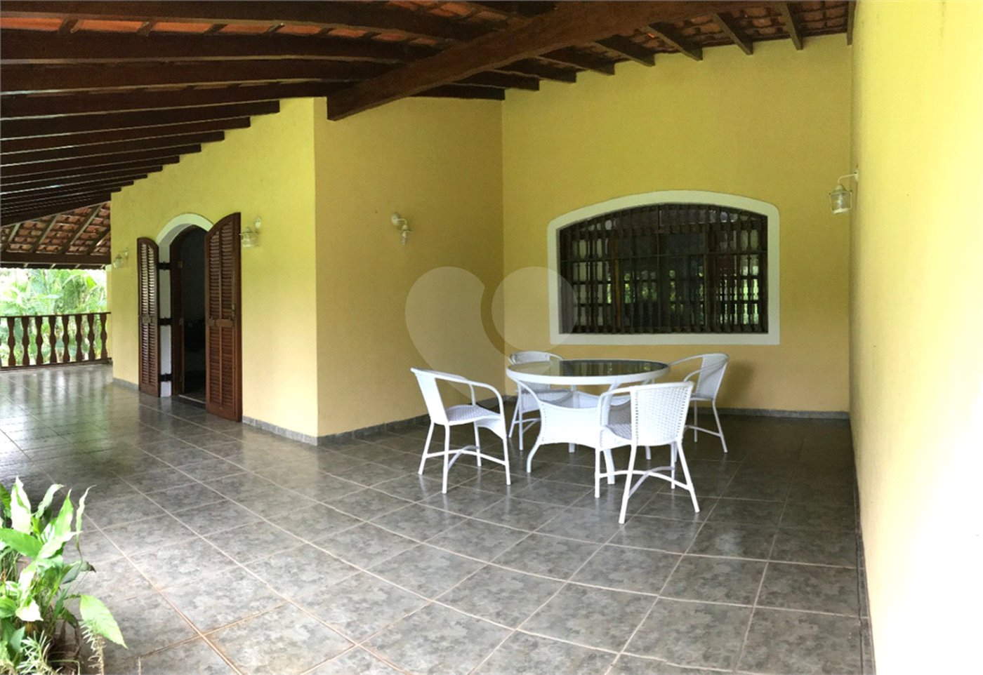 Casa à venda com 5 quartos, sendo 3 suítes, em Recanto das Flores, Indaiatuba, SP