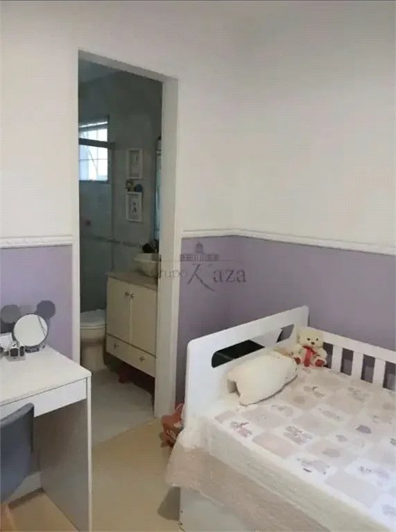 Casa de Vila à venda com 2 suítes no condomínio Parque Ipê Vermelho, Sorocaba - SP