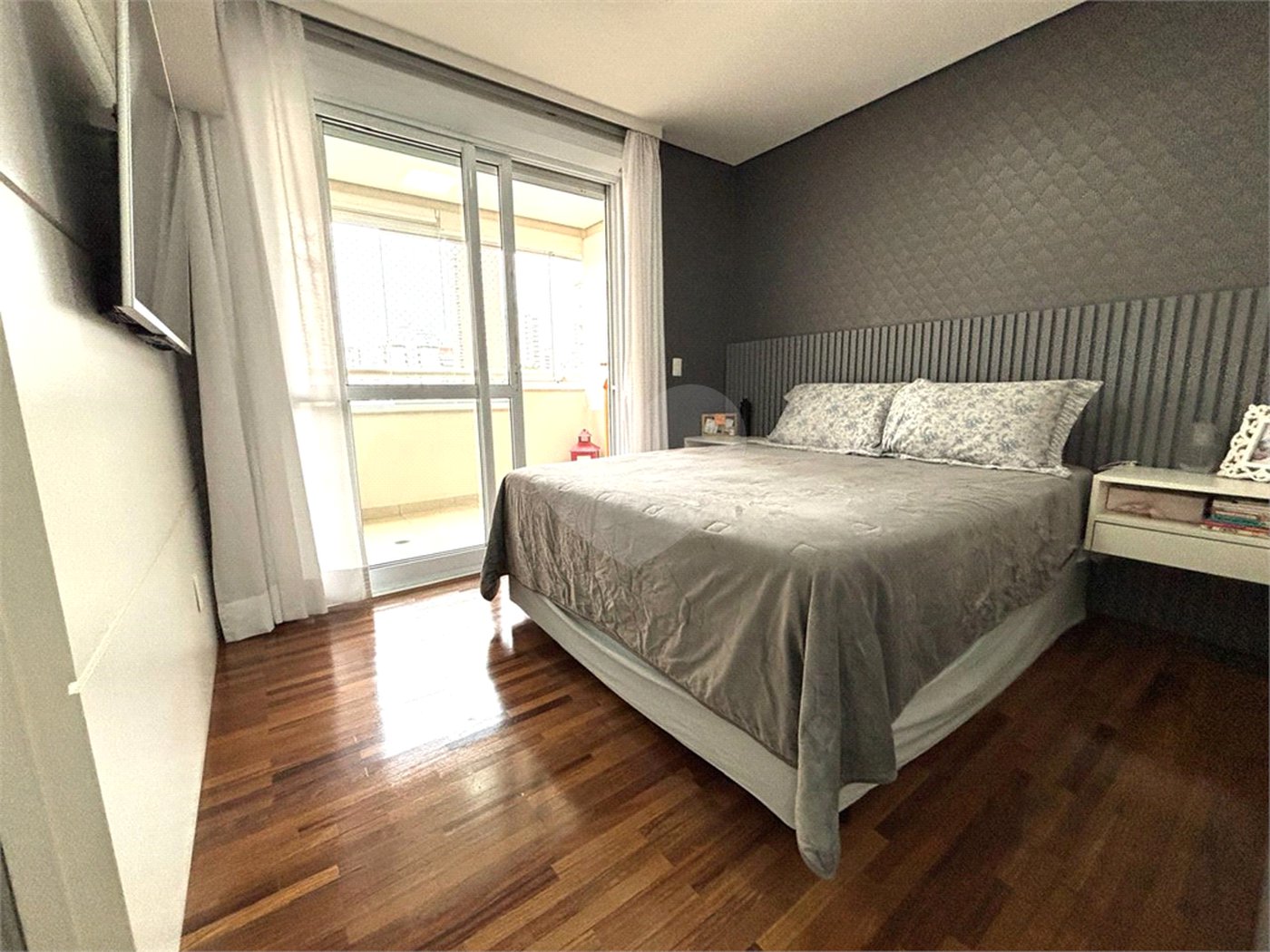 Apartamento à venda com 4 quartos, sendo 3 suítes, em Santana, São Paulo, SP