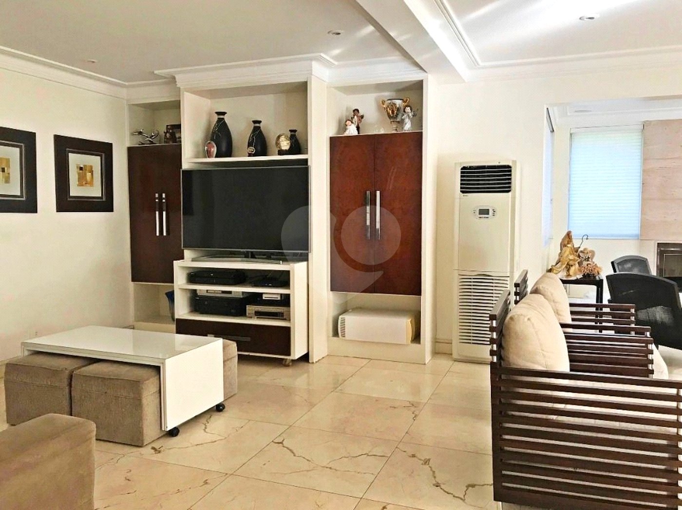 Casa à venda com 4 suítes em Horto Florestal, São Paulo, SP