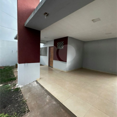 Casa à venda com 2 quartos em Jardim Ibirapuera, Ponta Porã, MS