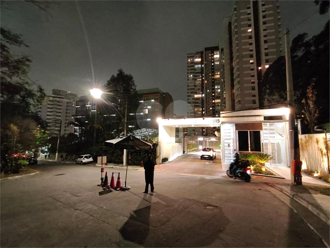 Apartamento à venda com 4 quartos, sendo 3 suítes,  em Jardim do Mar, São Bernardo do Campo, SP