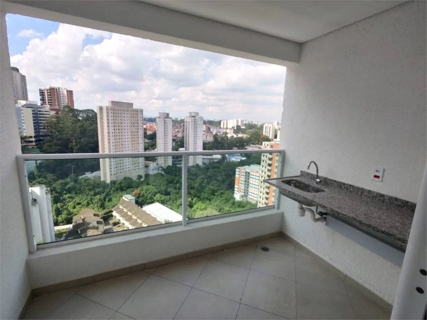 Apartamento à venda com 2 suítes em Jardim Ampliação, São Paulo, SP