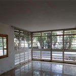Sobrado à venda com 4 quartos, sendo 1 suíte, em Pinheiros, São Paulo, SP