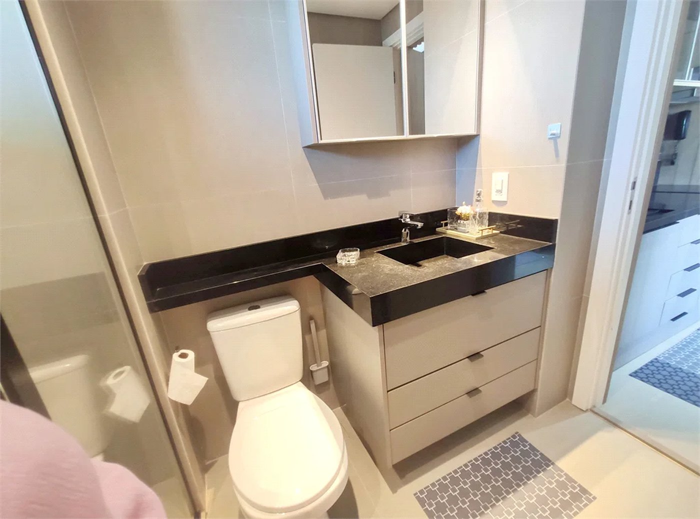 Apartamento à venda ou para alugar com 1 suíte em Pinheiros, São Paulo, SP