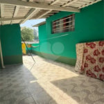 Casa à venda com 4 quartos em Parque Maria Domitila, São Paulo, SP