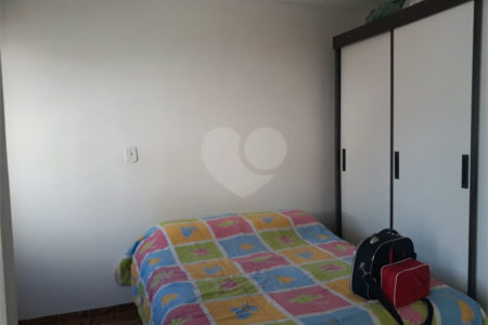 Casa à venda com 5 quartos em Parque Vitória, São Paulo, SP