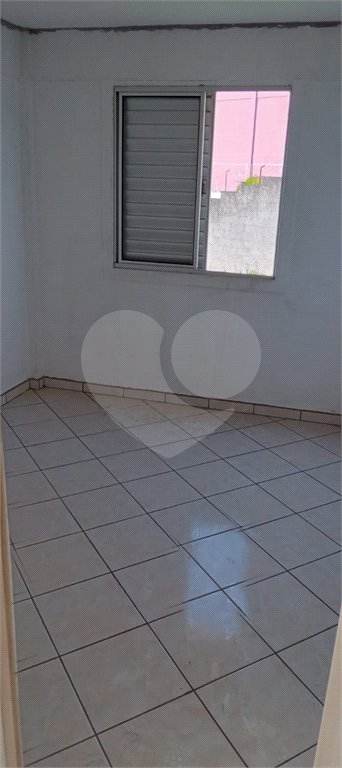 Apartamento à venda com 2 quartos em Cidade Tiradentes, São Paulo, SP