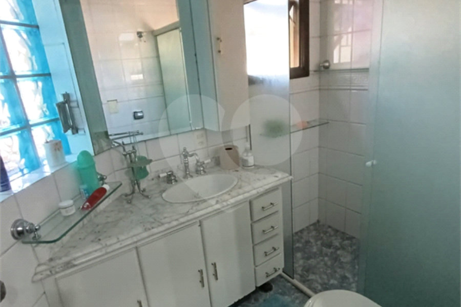 Sobrado à venda com 4 quartos, sendo 1 suíte, em Jaçanã, São Paulo, SP