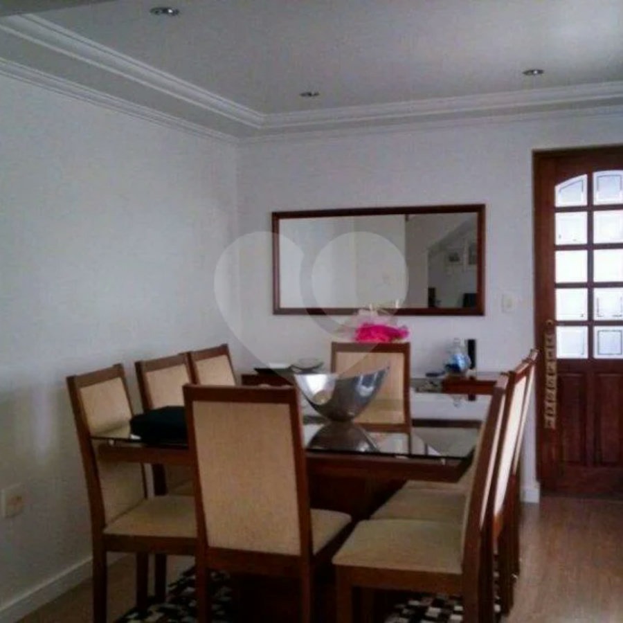Casa de Vila à venda com 3 quartos, sendo 1 suíte, em Vila Aurora (zona Norte), São Paulo, SP