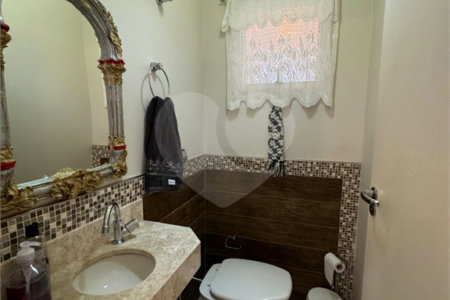 Casa à venda com 3 quartos, sendo 1 suíte, no condomínio Residencial Grape Village, Vinhedo - SP