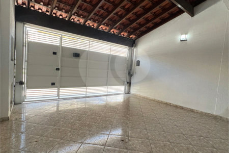 Sobrado à venda com 3 quartos, sendo 1 suíte, em Conjunto Habitacional Brás Cubas, Mogi das Cruzes, SP
