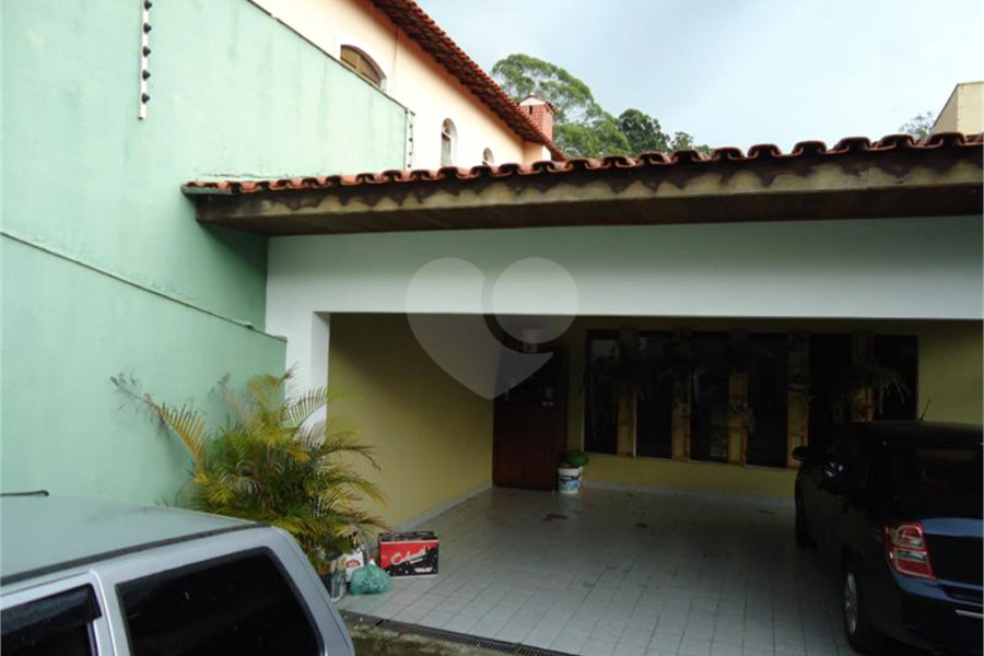 Sobrado à venda com 2 suítes em Tremembé, São Paulo, SP