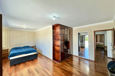 Casa à venda com 5 quartos, sendo 4 suítes, em Parque dos Príncipes, São Paulo, SP