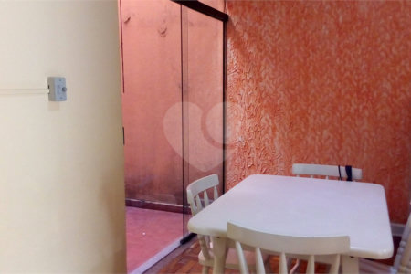 Sobrado à venda com 3 quartos em Vila Cordeiro, São Paulo, SP