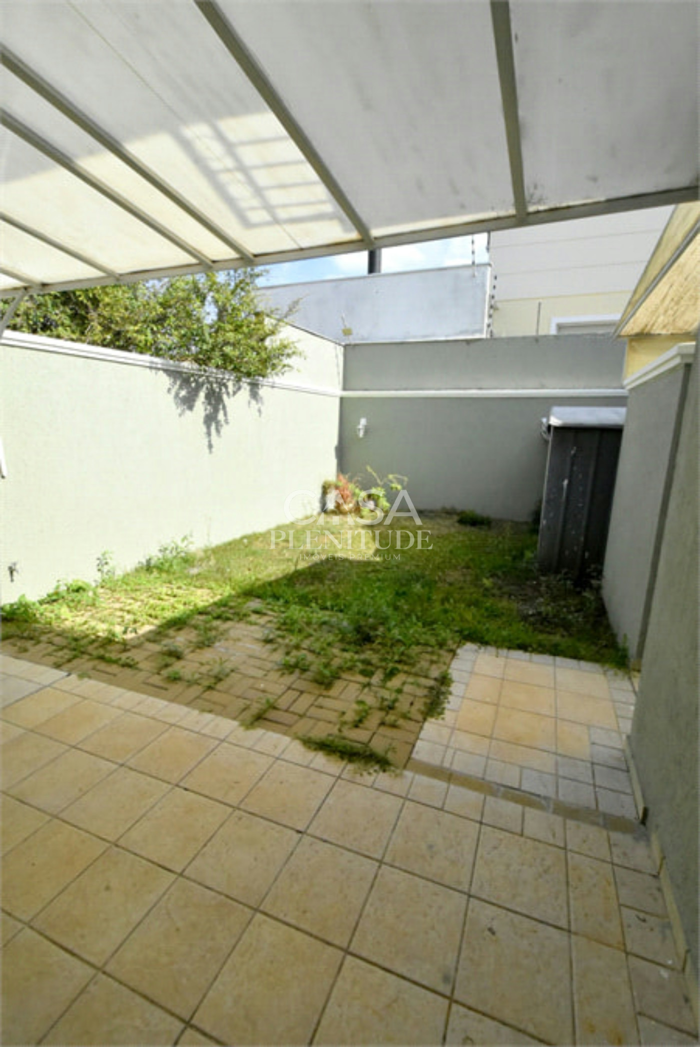 Sobrado à venda com 3 quartos, sendo 1 suíte, em Jardim Pagliato, Sorocaba, SP