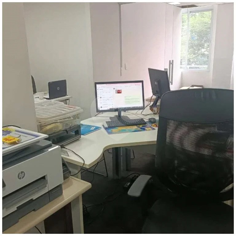 Conjunto comercial, 420 m², para venda ou locação na República