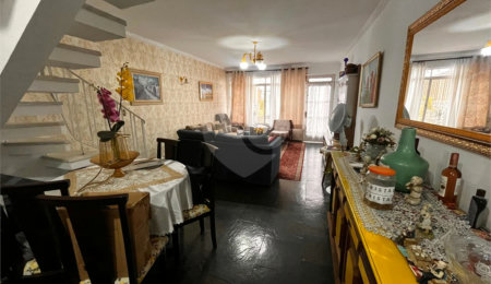 Sobrado à venda com 3 quartos, sendo 1 suíte,  em Vila Paulicéia, São Paulo, SP