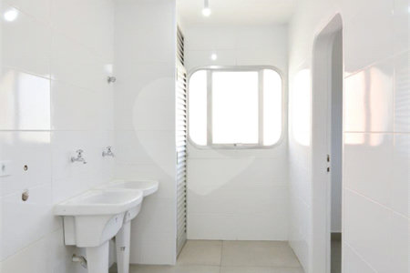 Apartamento à venda com 4 quartos, sendo 2 suítes,  em Brooklin Paulista, São Paulo, SP