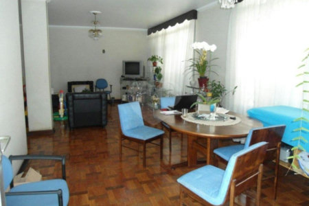 Casa à venda com 4 quartos, sendo 1 suíte, em Santana, São Paulo, SP