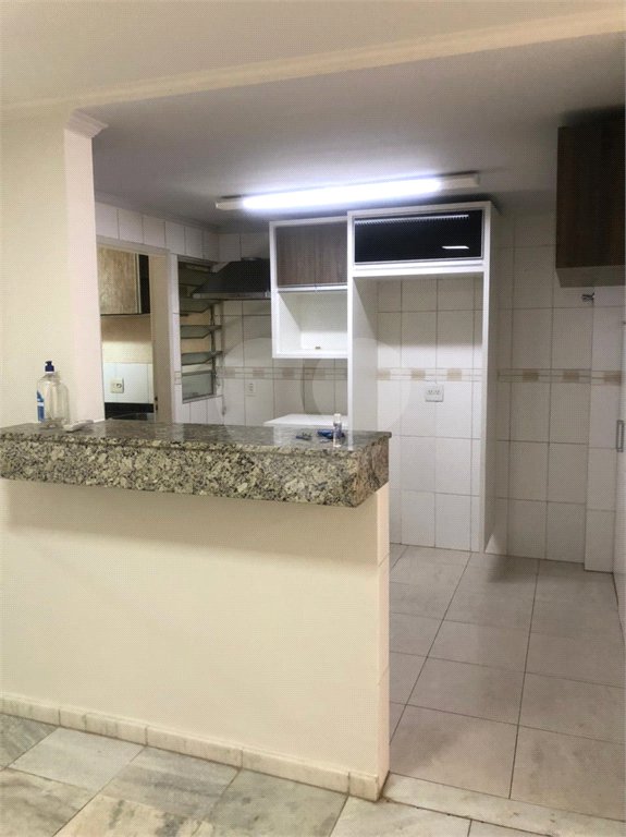 Casa à venda ou para alugar com 4 quartos, sendo 1 suíte, no condomínio Village Jardim Versailles, Jundiaí - SP