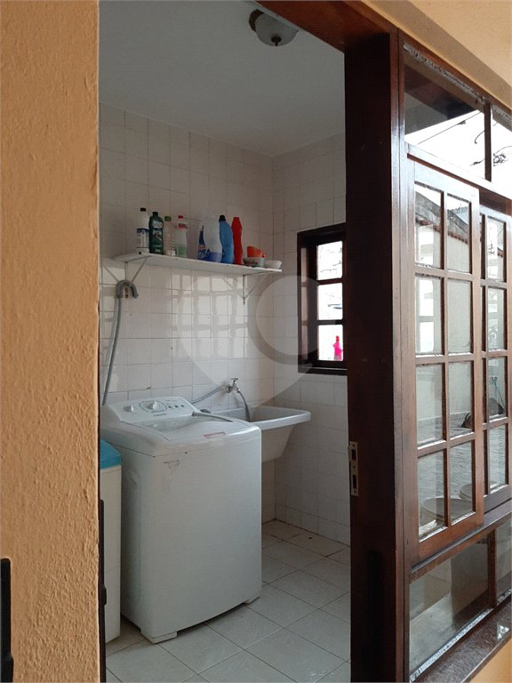 Casa Térrea à venda com 3 quartos, sendo 1 suíte, em Vila Lavínia, Mogi das Cruzes, SP