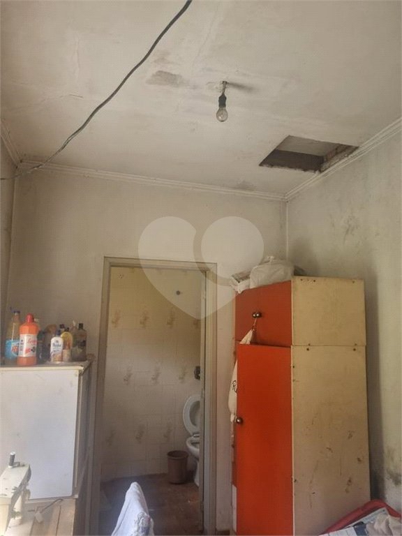 Casa Térrea à venda com 4 quartos em Vila Nivi, São Paulo, SP