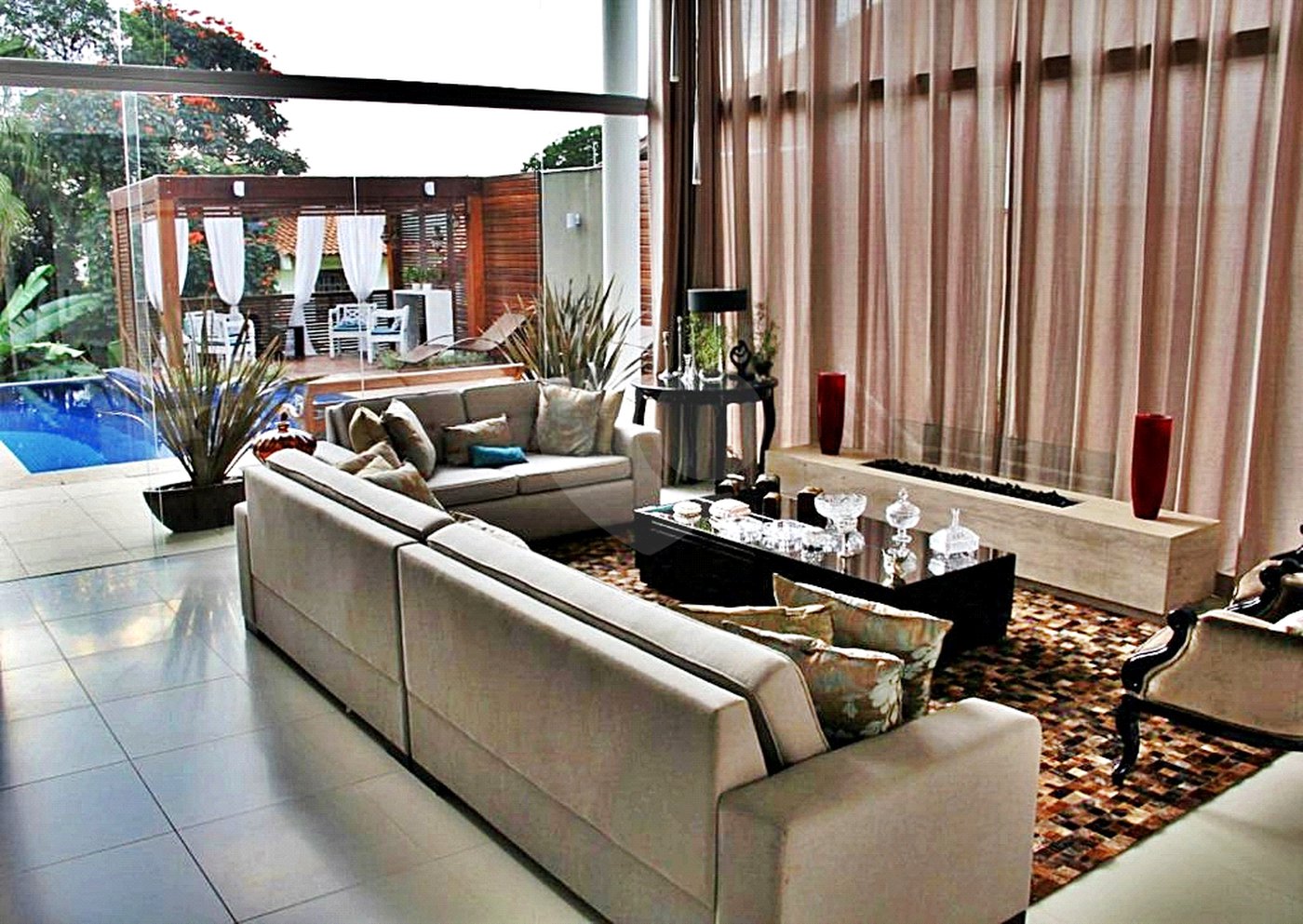Casa à venda com 4 suítes em Tremembé, São Paulo, SP
