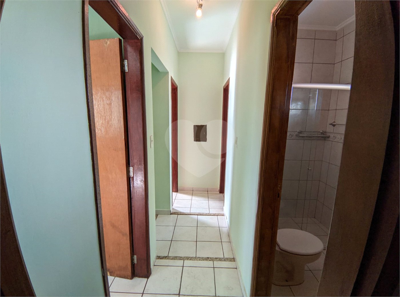 Casa à venda com 4 quartos, sendo 1 suíte, em Valentina Figueiredo, Ribeirão Preto, SP