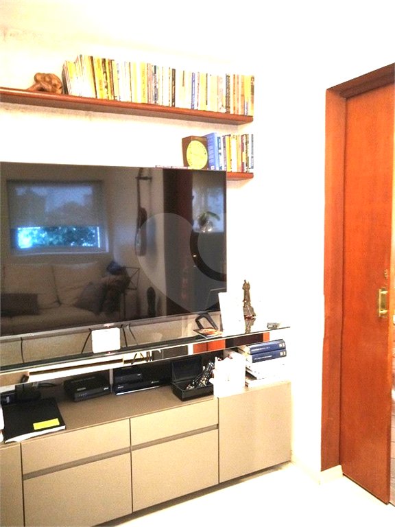 Apartamento à venda com 3 quartos, sendo 1 suíte, em Jardim Paulista, São Paulo, SP