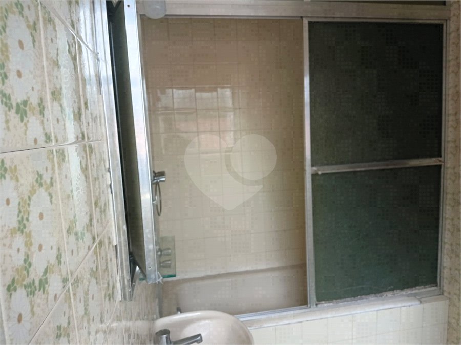 Sobrado à venda com 4 quartos, sendo 2 suítes, em Interlagos, São Paulo, SP