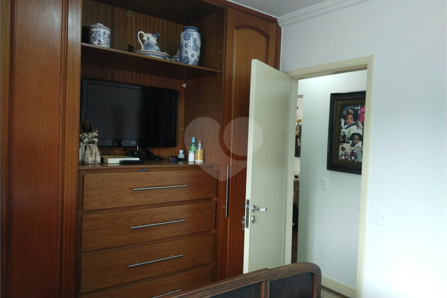 Apartamento à venda com 3 quartos, sendo 1 suíte, em Planalto Paulista, São Paulo, SP