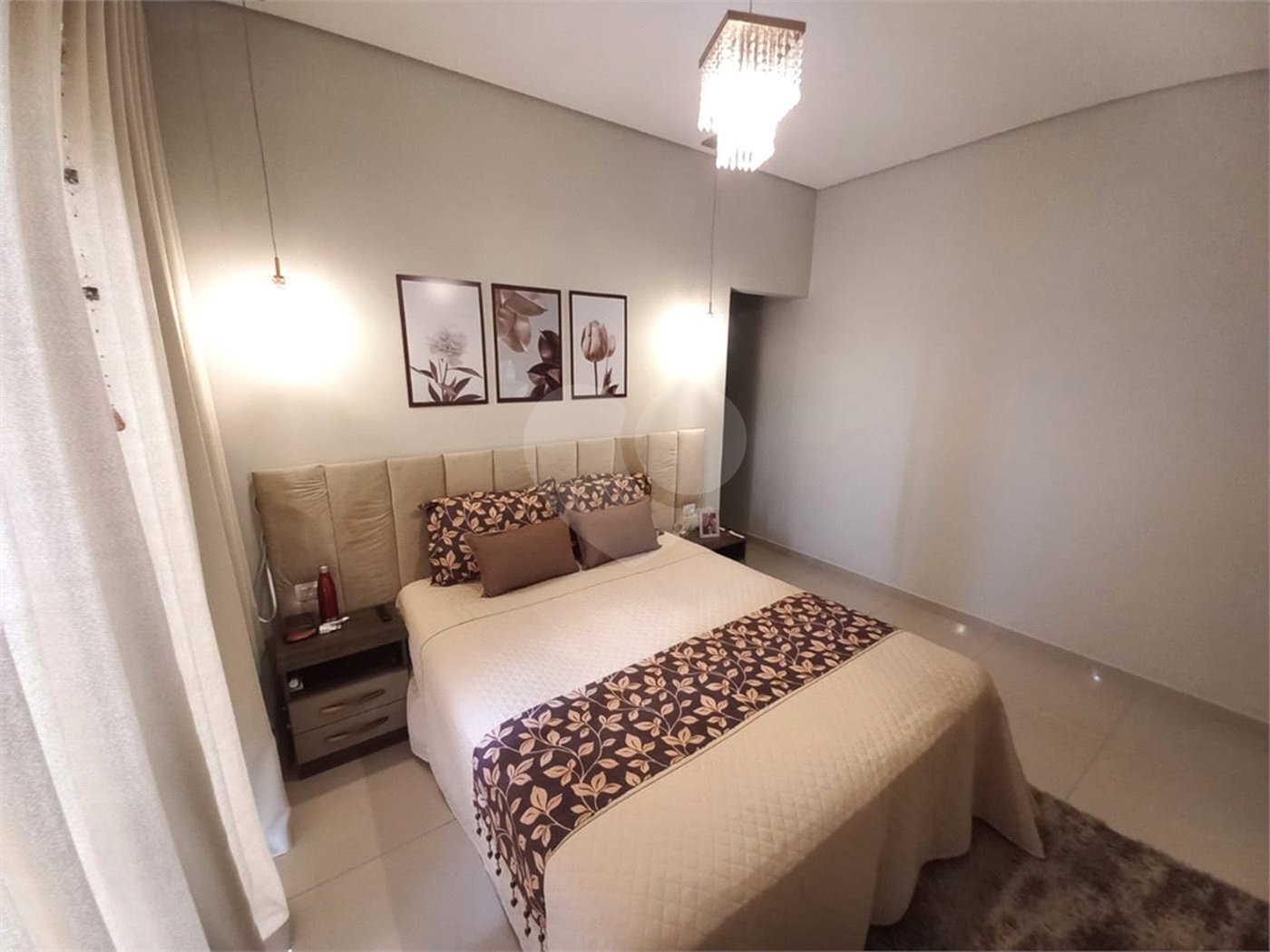 Casa à venda com 3 quartos, sendo 1 suíte,  no condomínio Villagio Milano, Sorocaba - SP