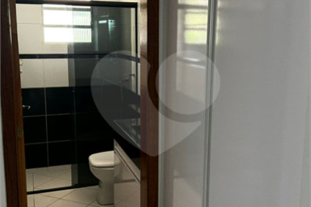 Casa à venda com 8 quartos, sendo 3 suítes,  no condomínio Terras de Santa Rosa, Salto - SP