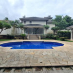Casa à venda ou para alugar com 5 suítes em Serra da Cantareira, Mairiporã, SP