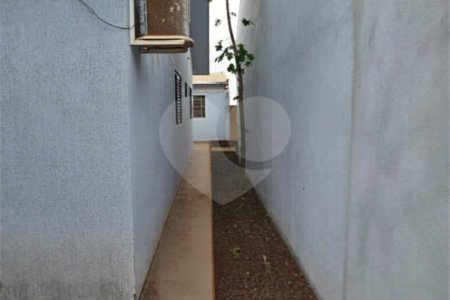 Casa à venda com 3 quartos, sendo 1 suíte, no Centro, Ponta Porã, MS