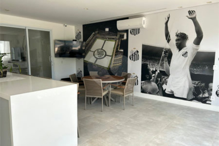 Casa à venda com 5 quartos, sendo 4 suítes,  no condomínio Residencial Vila do Itamaraca, Valinhos - SP