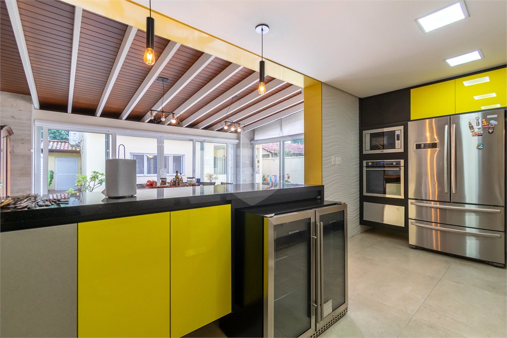 Casa à venda com 3 quartos, sendo 1 suíte,  em Vila Cordeiro, São Paulo, SP