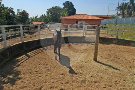 Chácara à venda com 7 quartos, sendo 3 suítes, em Recanto dos Bandeirantes, Porto Feliz, SP