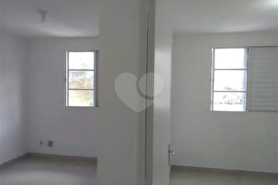 Apartamento à venda com 2 quartos em Tremembé, São Paulo, SP