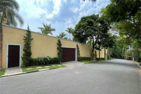 Casa à venda com 4 suítes no condomínio Miollo da Granja, Cotia - SP
