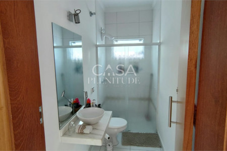 Casa em condomínio à venda com 3 quartos, sendo 1 suíte, em Iporanga, Sorocaba, SP