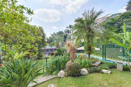 Casa à venda com 4 quartos, sendo 2 suítes, em Jardim Cordeiro, São Paulo, SP