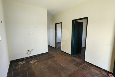 Fazenda para alugar com 3 quartos em Vila Santana, Itapetininga, SP