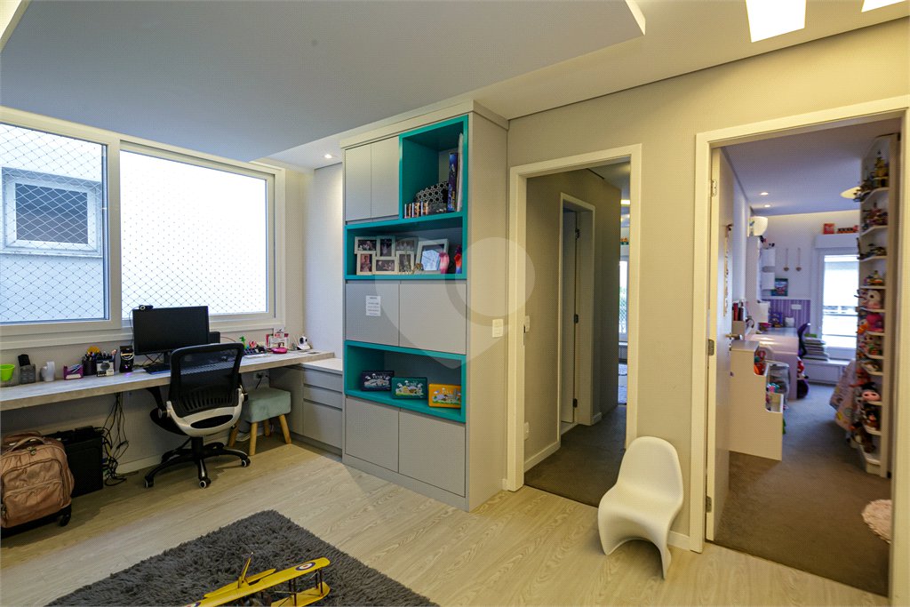 Casa à venda com 3 suítes no condomínio Modigliani, São Paulo - SP